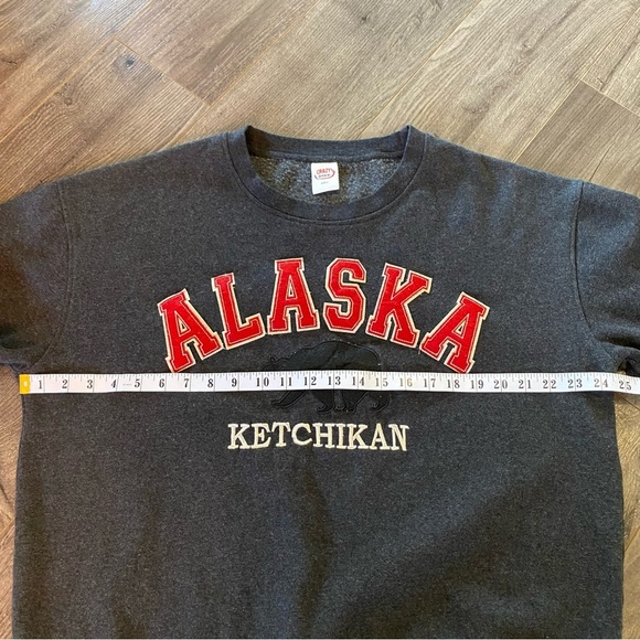 Vintage Crewneck sweater Alaska Ketchikan Gray Sweater - Picture 3 of 5